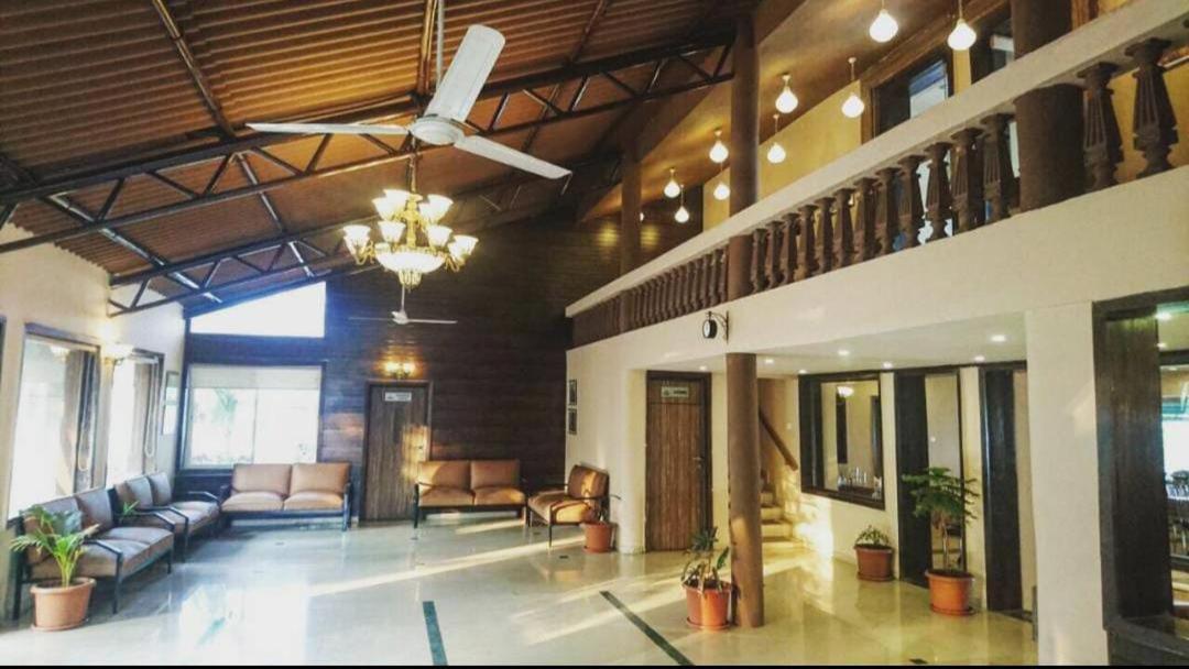 总统高地度假村 Koynanagar 外观 照片